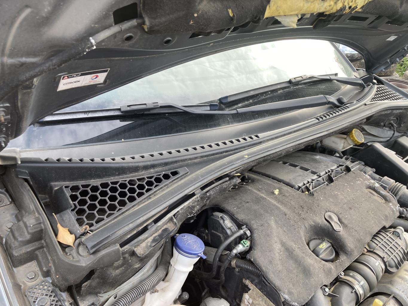 Baie de pare brise CITROEN DS3 PHASE 1 Diesel - 1