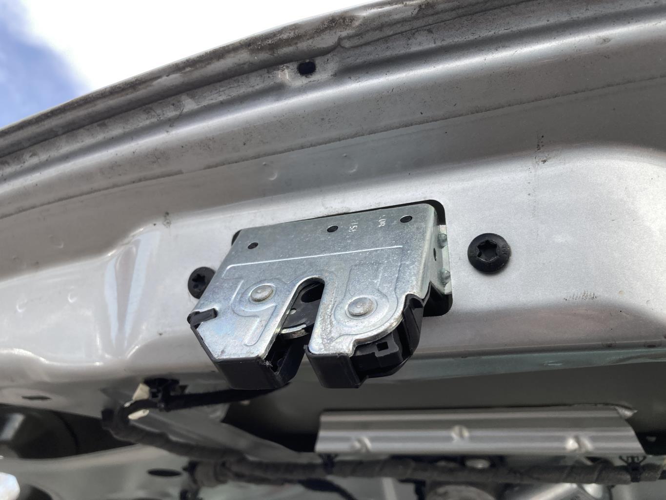 Serrure de hayon OPEL MERIVA B PHASE 2 Diesel - 1