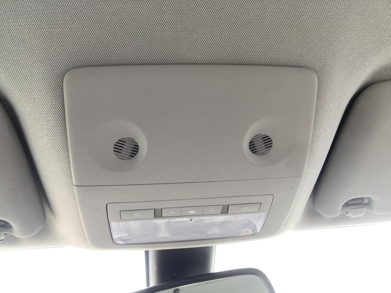 Eclairage de plafonnier OPEL MERIVA B PHASE 2 Diesel - 1