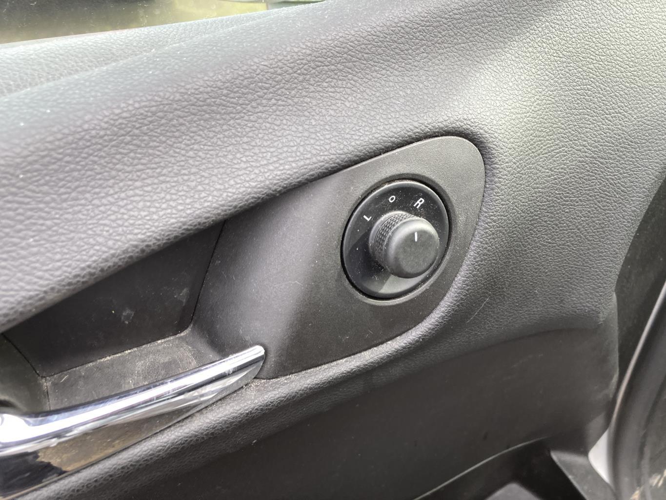 Commande retroviseurs OPEL MERIVA B PHASE 2 Diesel - 1
