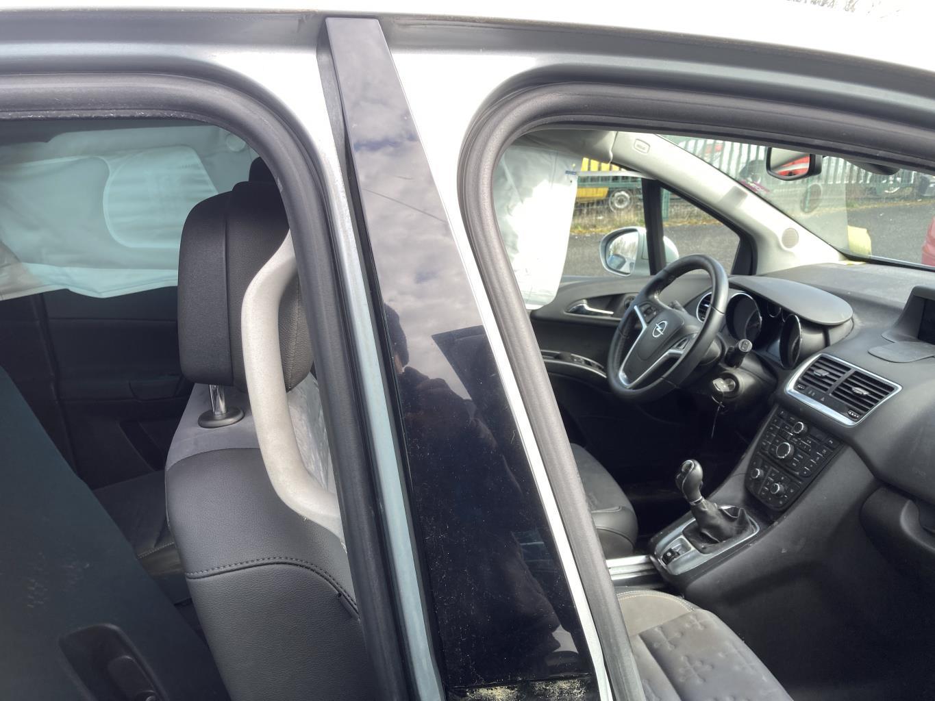 Enjoliveur OPEL MERIVA B PHASE 2 Diesel - 1