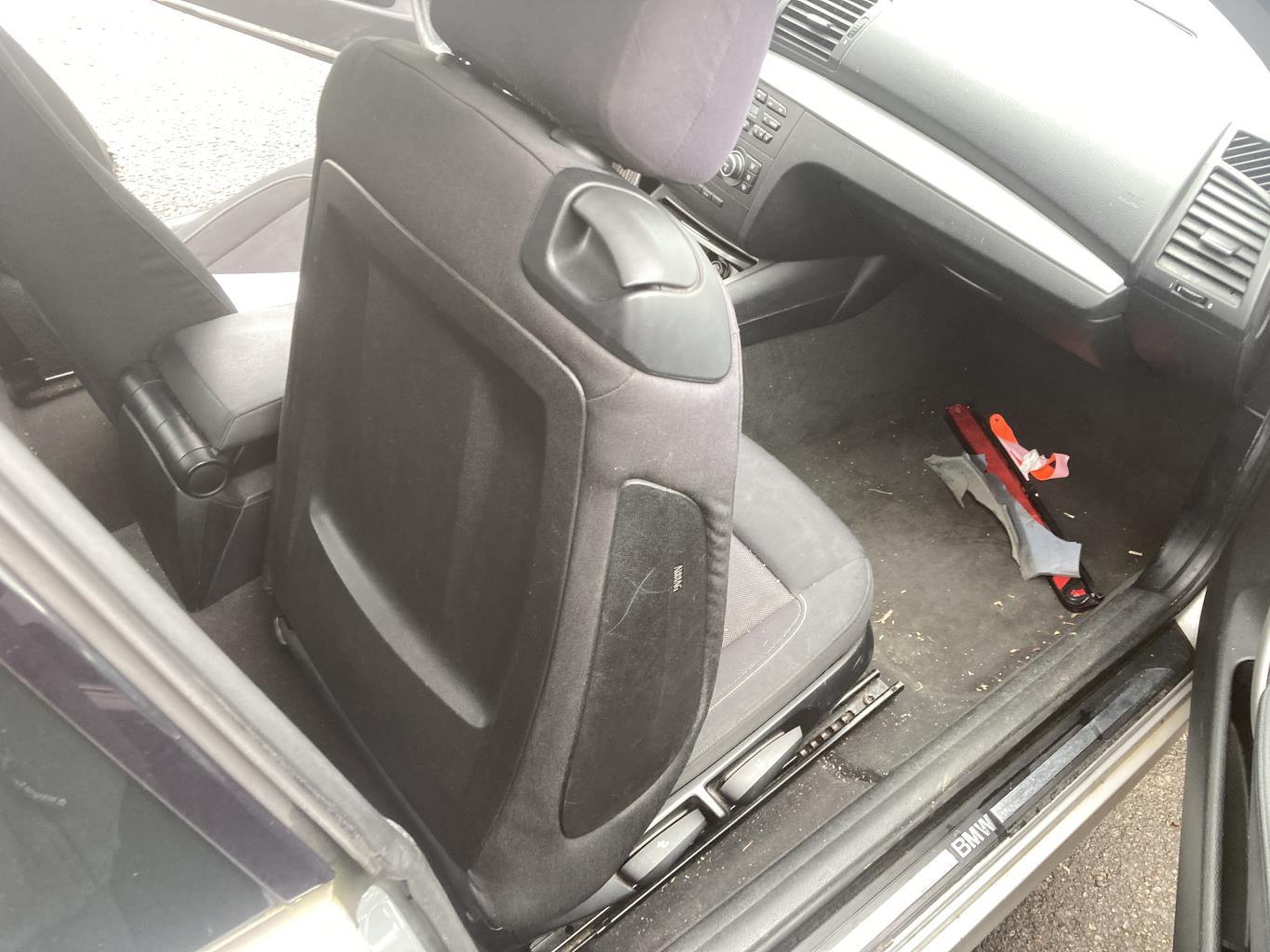 Siege avant droit BMW SERIE 1 E81 Diesel - 1