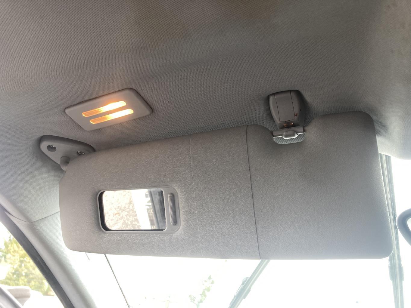 Pare soleil gauche BMW SERIE 1 E81 Diesel - 1