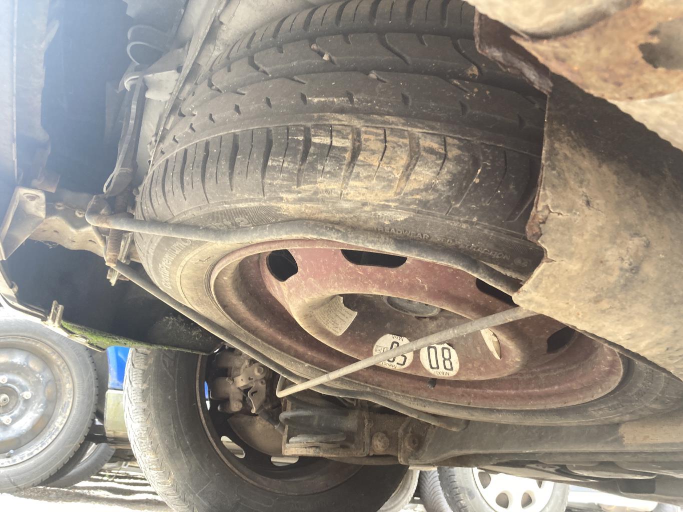Panier roue de secours PEUGEOT 1007 Diesel - 1