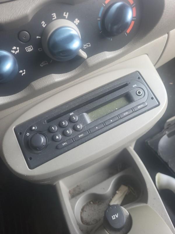 Autoradio d'origine RENAULT TWINGO 2 PHASE 1 Essence - 1