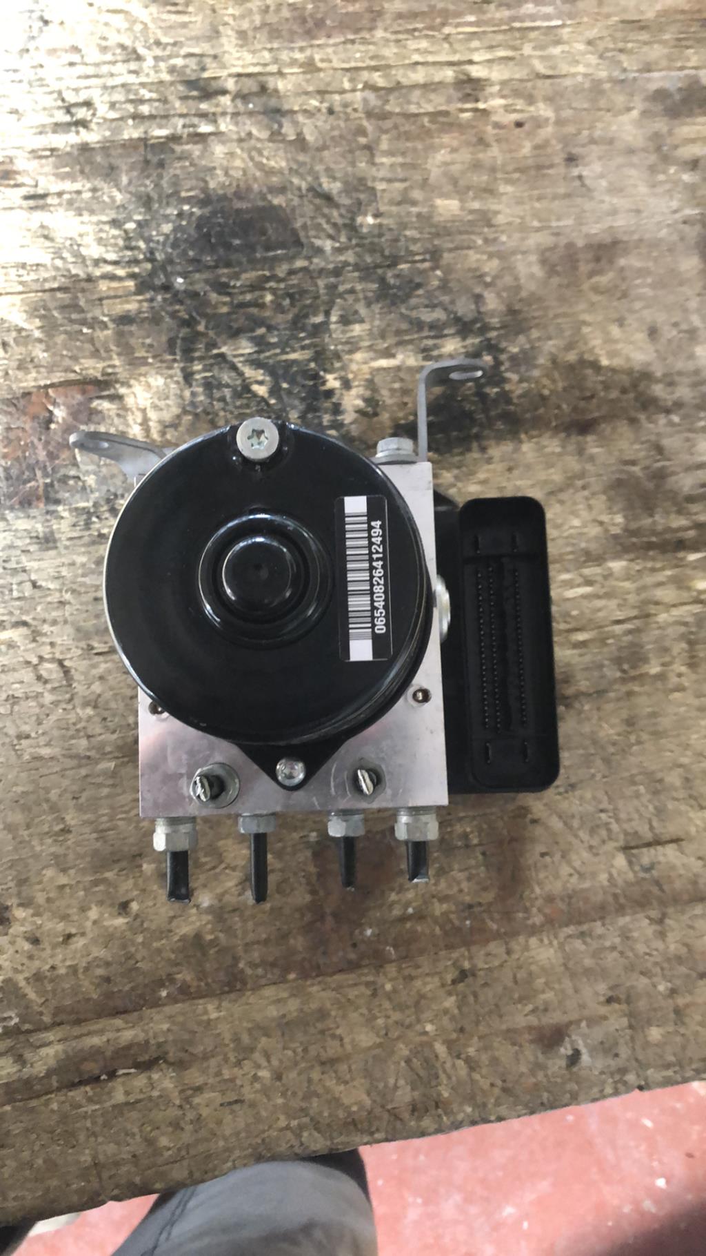 Bloc ABS (freins anti-blocage) BMW SERIE 3 E91 TOURING PHASE 2 BREAK Diesel - 1