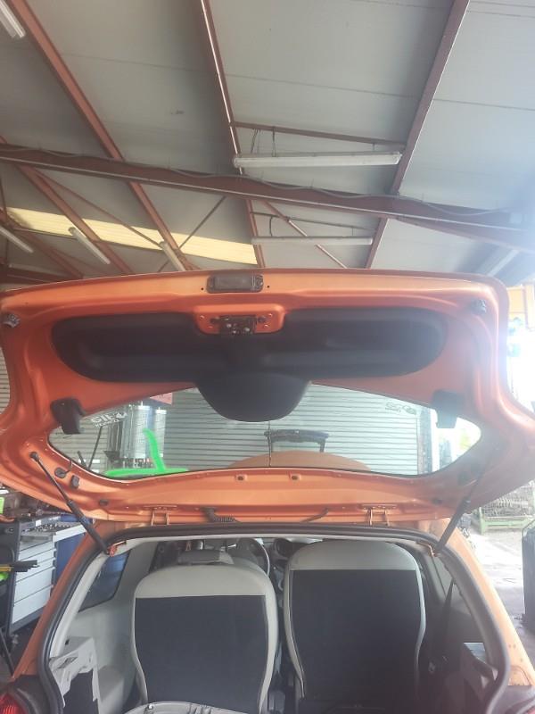 Malle/Hayon arriere RENAULT TWINGO 2 PHASE 1 Essence - 1