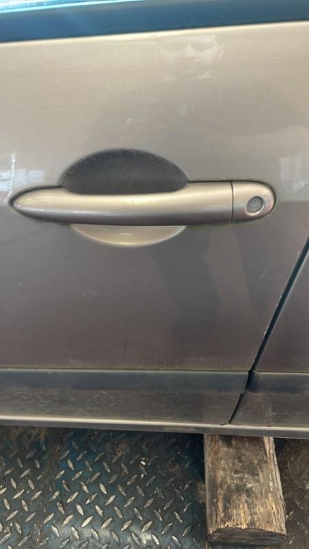 Poignee porte avant gauche RENAULT MODUS PHASE 2 Essence - 1