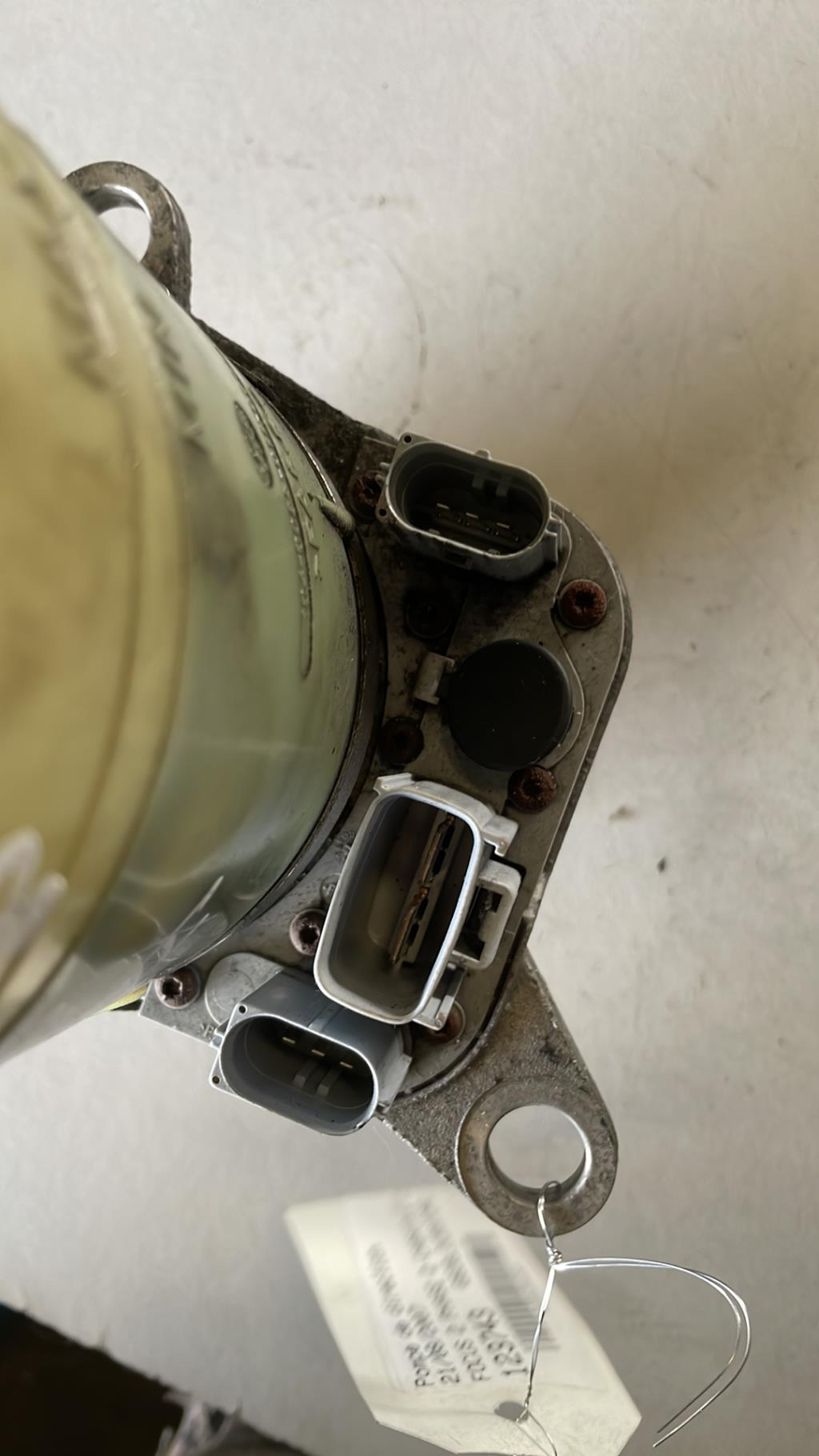 Pompe de direction FORD FOCUS 2 PHASE 2 CABRIOLET Diesel - 1