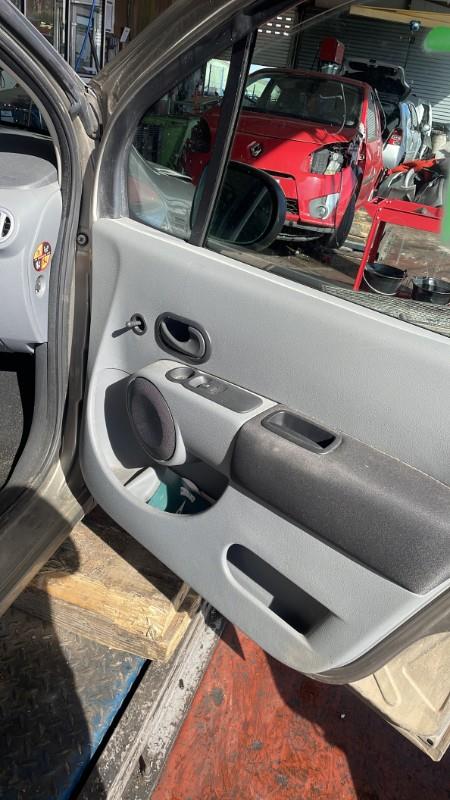 Porte avant droit RENAULT MODUS PHASE 2 Essence - 1