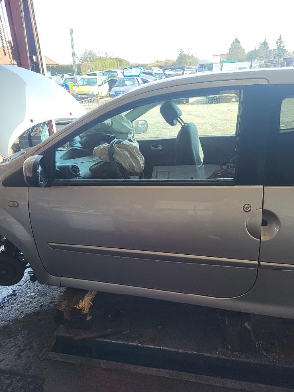 Porte avant gauche RENAULT TWINGO 2 PHASE 1 Essence - 1