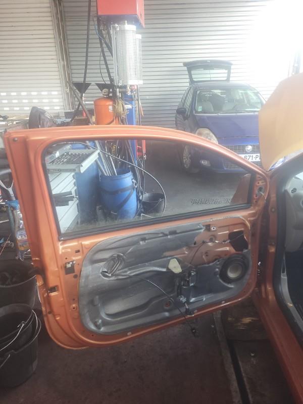 Porte avant gauche RENAULT TWINGO 2 PHASE 1 Essence - 1