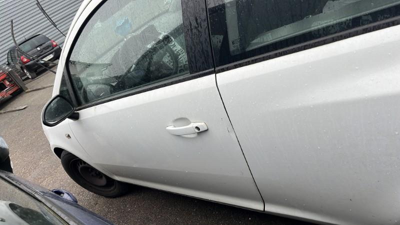 Porte avant gauche OPEL CORSA D PHASE 2 Diesel - 1