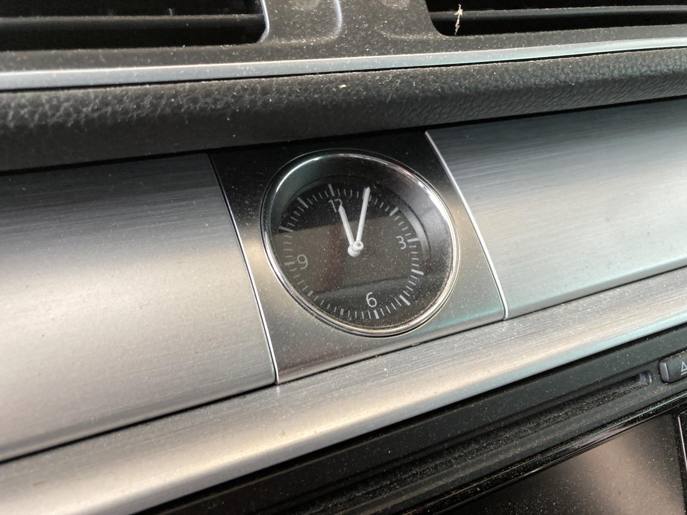 Horloge VOLKSWAGEN PASSAT 6 BREAK Diesel - 1
