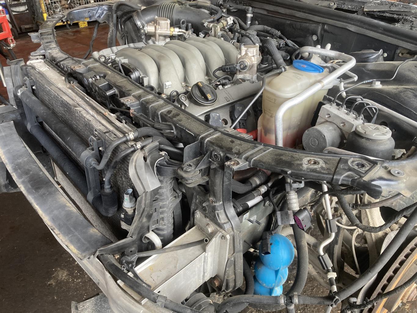 Armature avant, Masque avant AUDI A5 1 COUPE S5 PHASE 1 Essence - 1