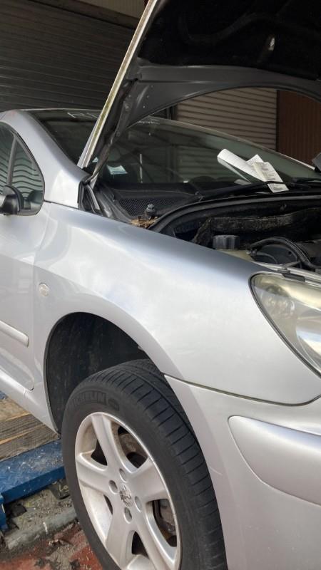 Aile avant droit PEUGEOT 307 PHASE 1 CABRIOLET Essence - 1