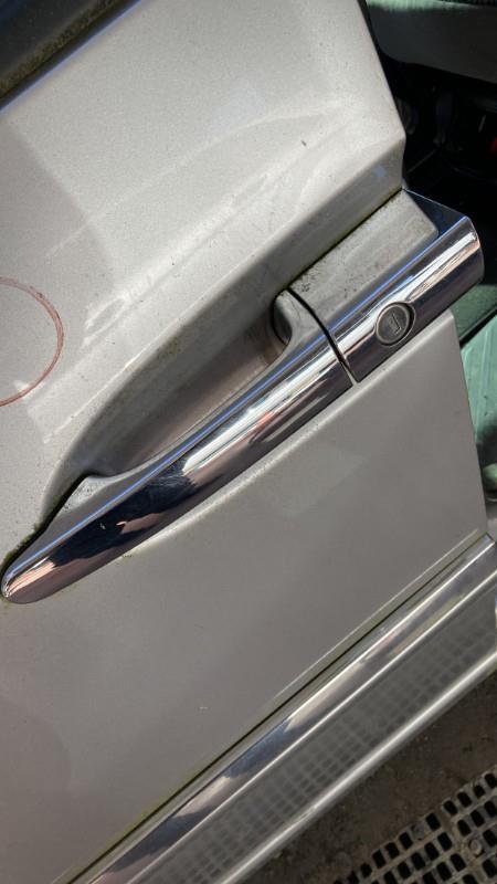 Poignee porte avant gauche CITROEN C8 Diesel - 1