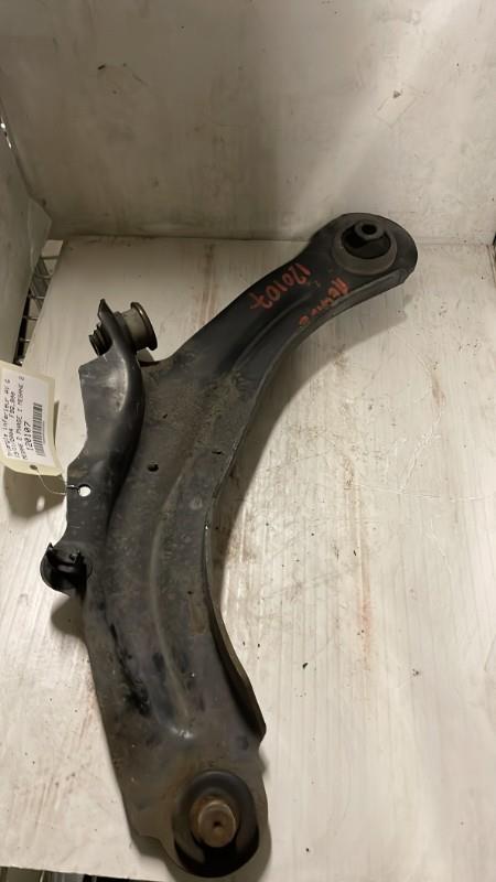 Triangle inferieur avant gauche RENAULT MEGANE 2 PHASE 1 Diesel - 1