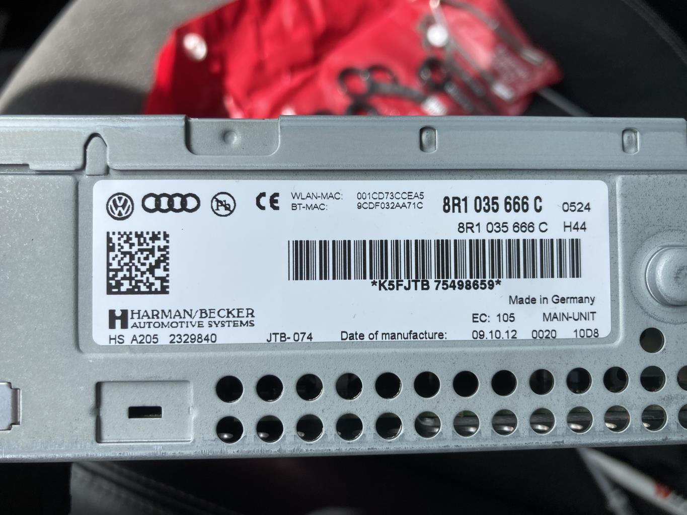 Autoradio d'origine AUDI Q5 1 PHASE 2 Diesel - 1