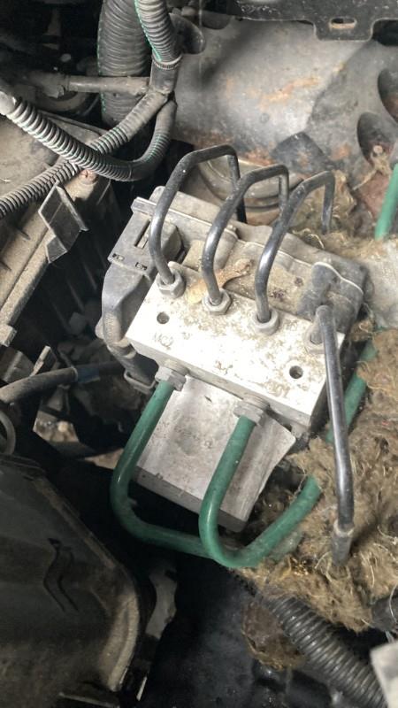 Bloc ABS (freins anti-blocage) CITROEN C8 Diesel - 1