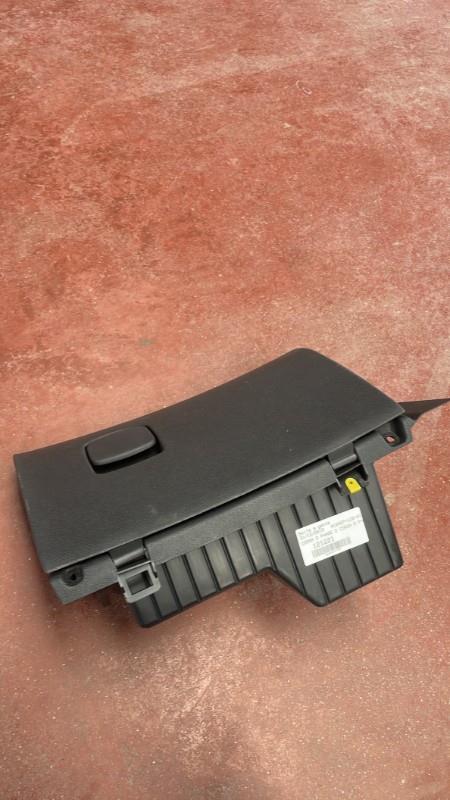 Boite a gants OPEL CORSA D PHASE 2 Essence - 1
