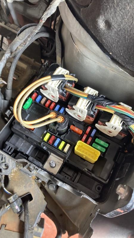 Boitier servitude moteur (BSM) CITROEN C3 2 PHASE 2 Essence - 1