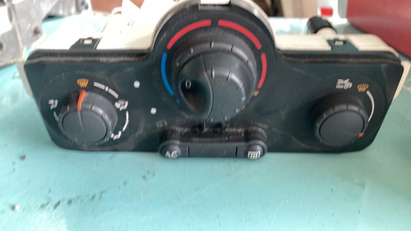 Commande chauffage RENAULT CLIO 3 PHASE 1 BREAK Diesel - 1