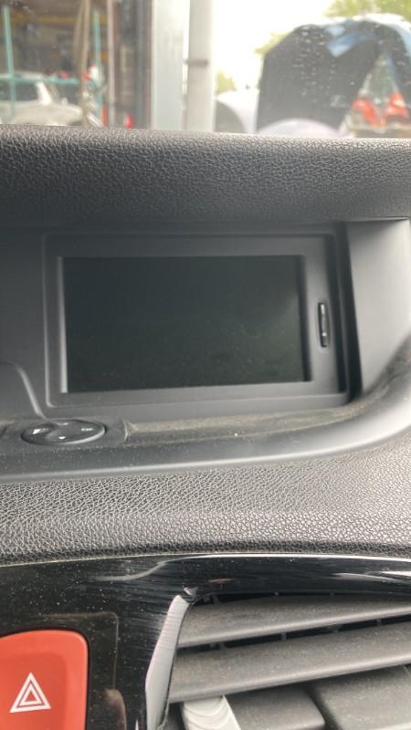 Ecran GPS RENAULT SCENIC 3 PHASE 1 Diesel - 1