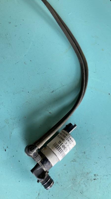 Pompe lave glace avant RENAULT MEGANE 3 PHASE 1 Diesel - 1