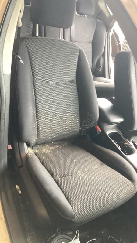 Siege avant droit NISSAN PULSAR Essence - 1