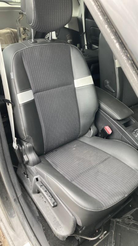 Siege avant droit RENAULT SCENIC 3 PHASE 1 Diesel - 1