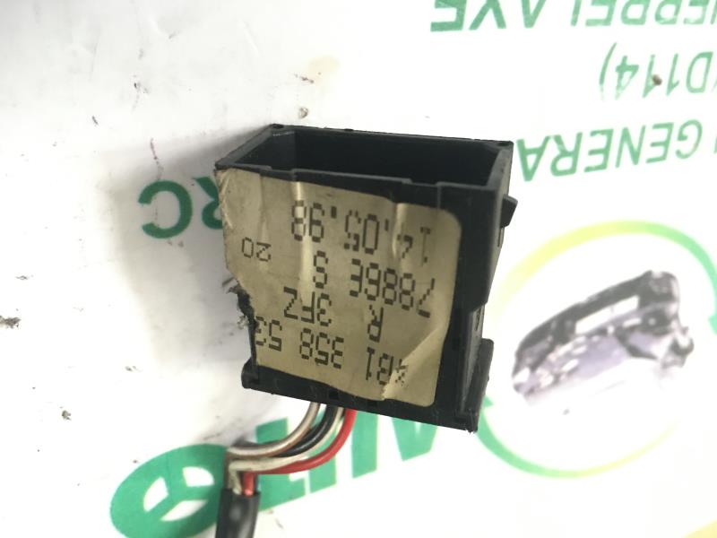 Retroviseur droit AUDI A6 2 PHASE 1 Diesel - 1