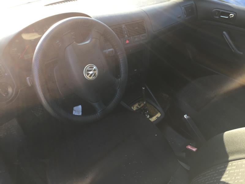 Moyeu avant gauche VOLKSWAGEN GOLF 4 Diesel - 1