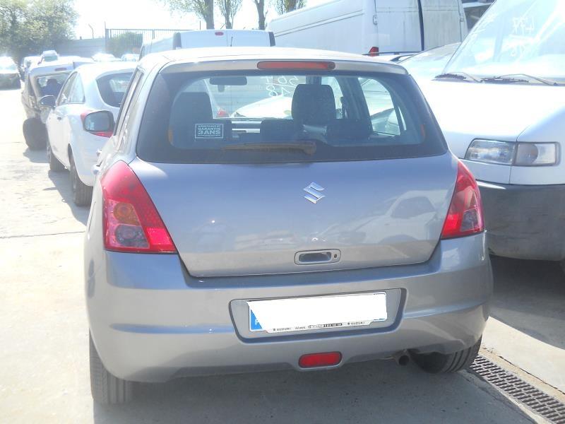Afficheur SUZUKI SWIFT 3 Essence - 1