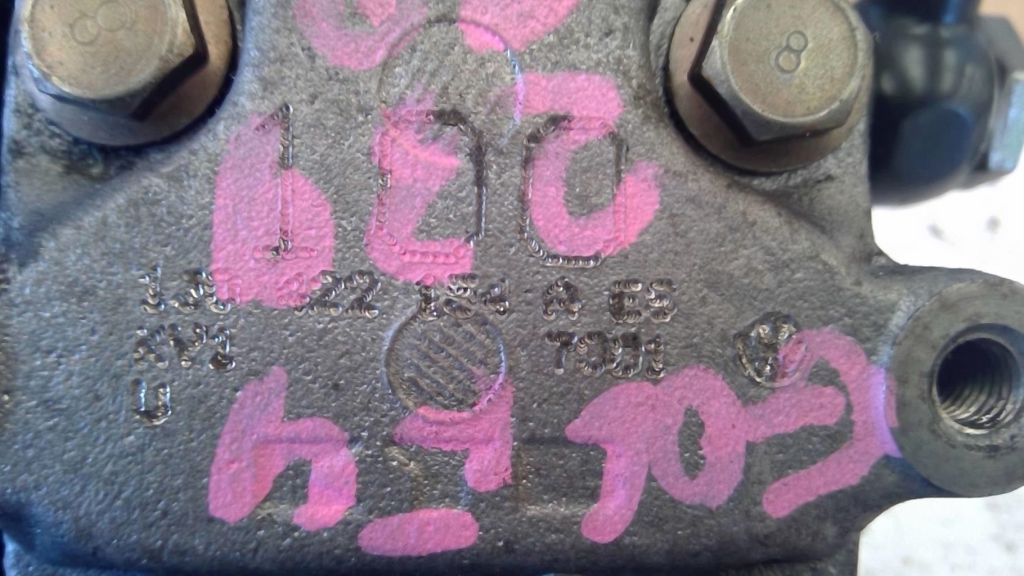Pompe de direction VOLKSWAGEN GOLF 4 Diesel - 1