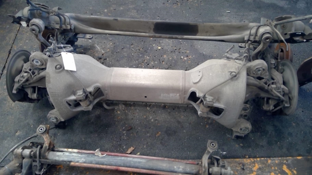 Train arriere complet PEUGEOT 407 COUPE Diesel - 1