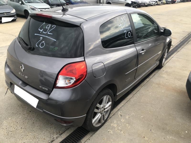 Ecran GPS RENAULT CLIO 3 PHASE 2 Diesel - 1