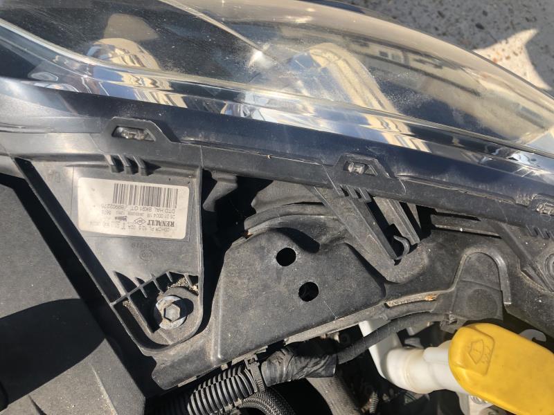 Ecran GPS RENAULT LAGUNA 3 PHASE 1 BREAK Diesel - 1