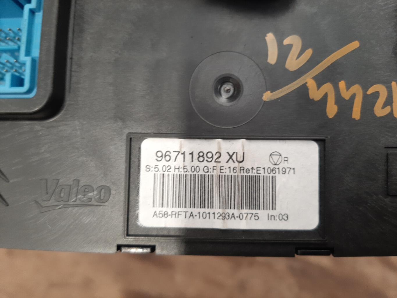 Commande chauffage CITROEN C3 PICASSO PHASE 1 Diesel - 1