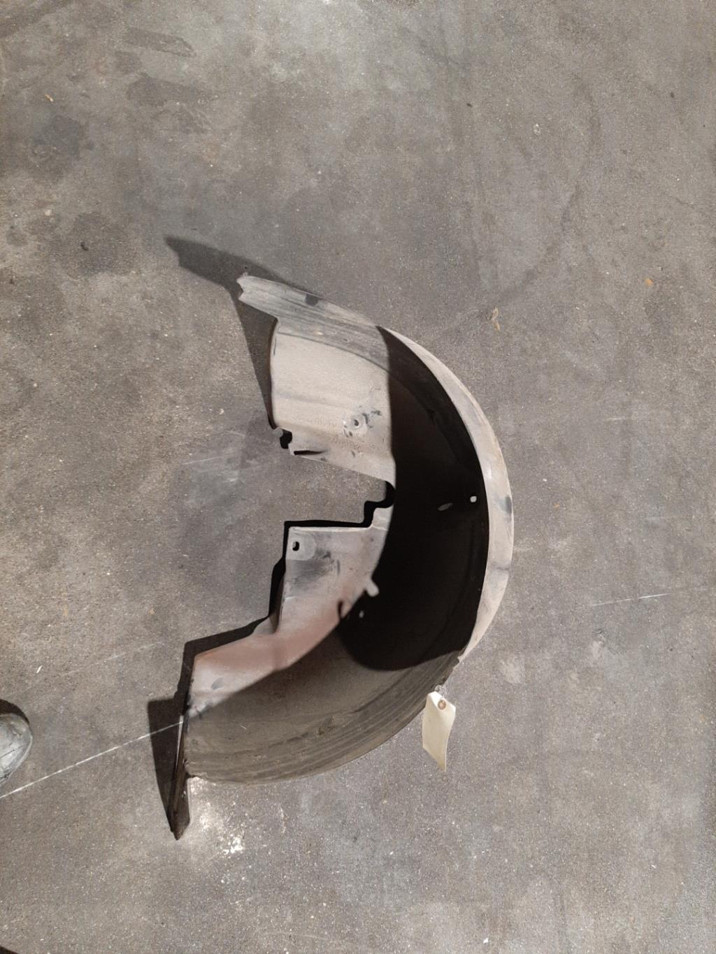 Pare boue arriere gauche CITROEN C3 PICASSO PHASE 1 Diesel - 1