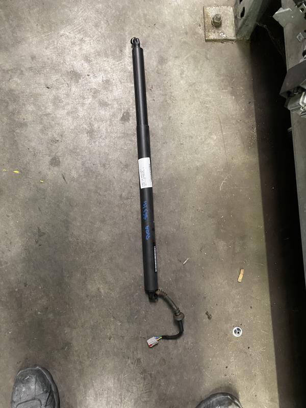 Verin de coffre gauche FORD PUMA 2 Essence - 1