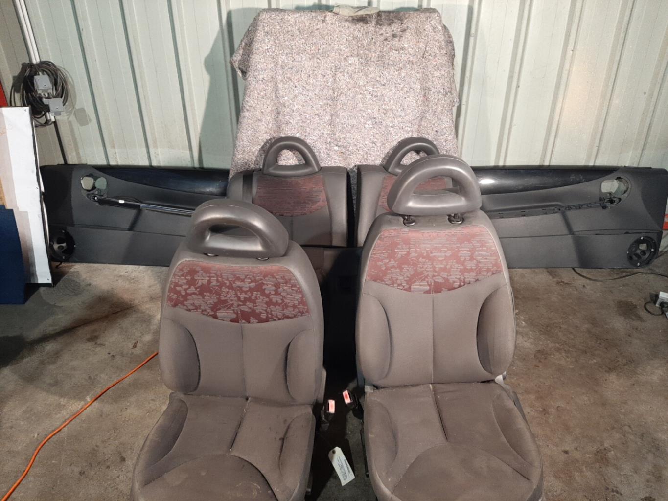 Interieur complet CITROEN C3 PLURIEL PHASE 2 CABRIOLET Diesel - 1