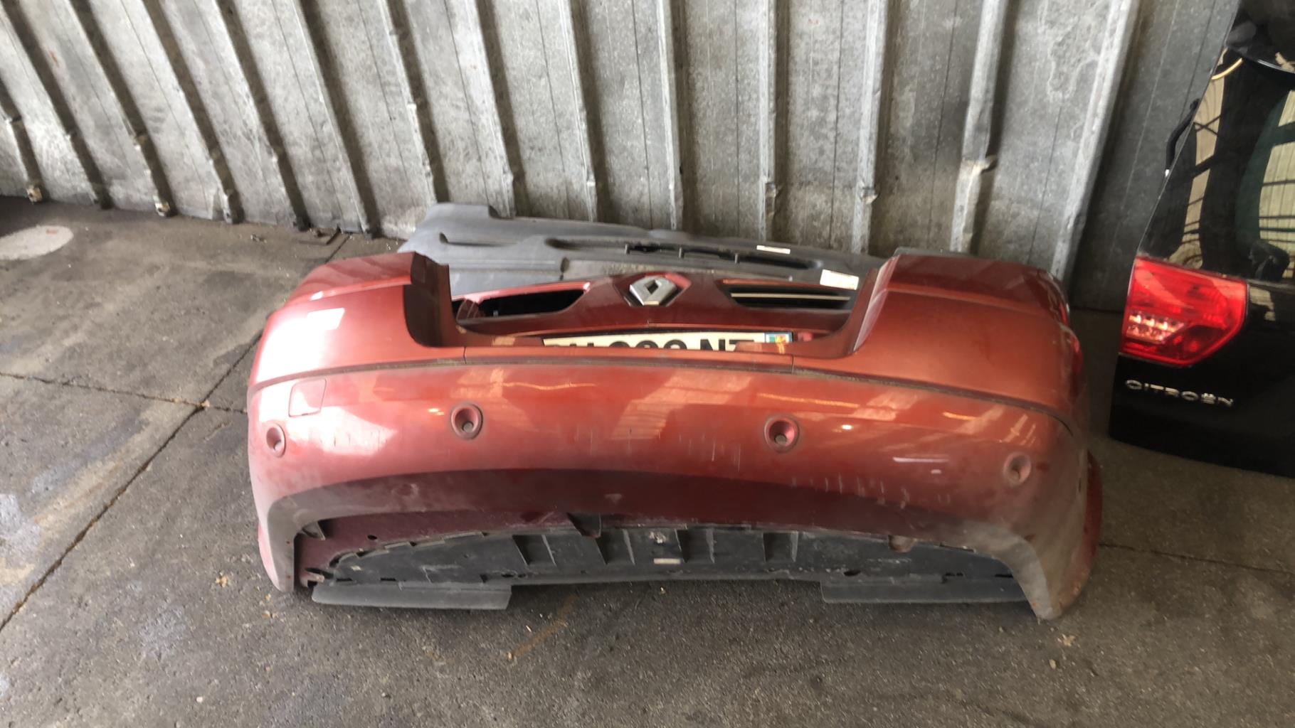 Pare choc arriere RENAULT MEGANE 2 PHASE 2 CABRIOLET Diesel - 1
