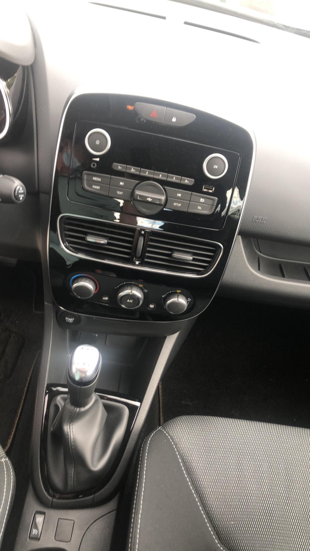 Eclairage de plafonnier RENAULT CLIO 4 PHASE 2 Essence - 1