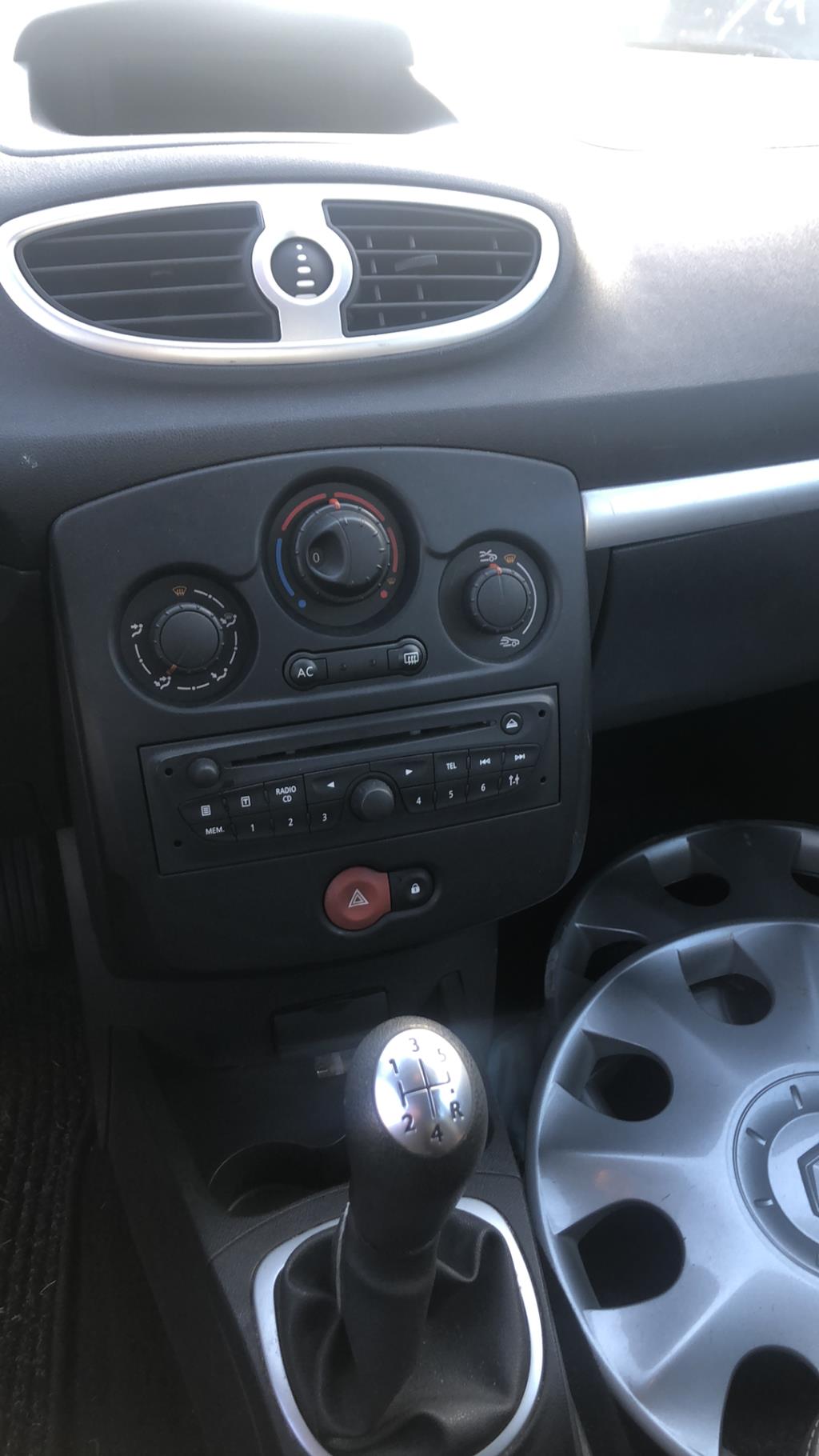 Moteur RENAULT CLIO 3 PHASE 2 Diesel - 1