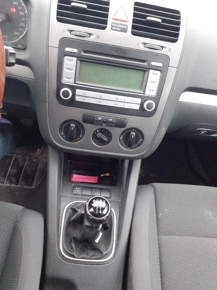Capot VOLKSWAGEN GOLF 5 Diesel - 1