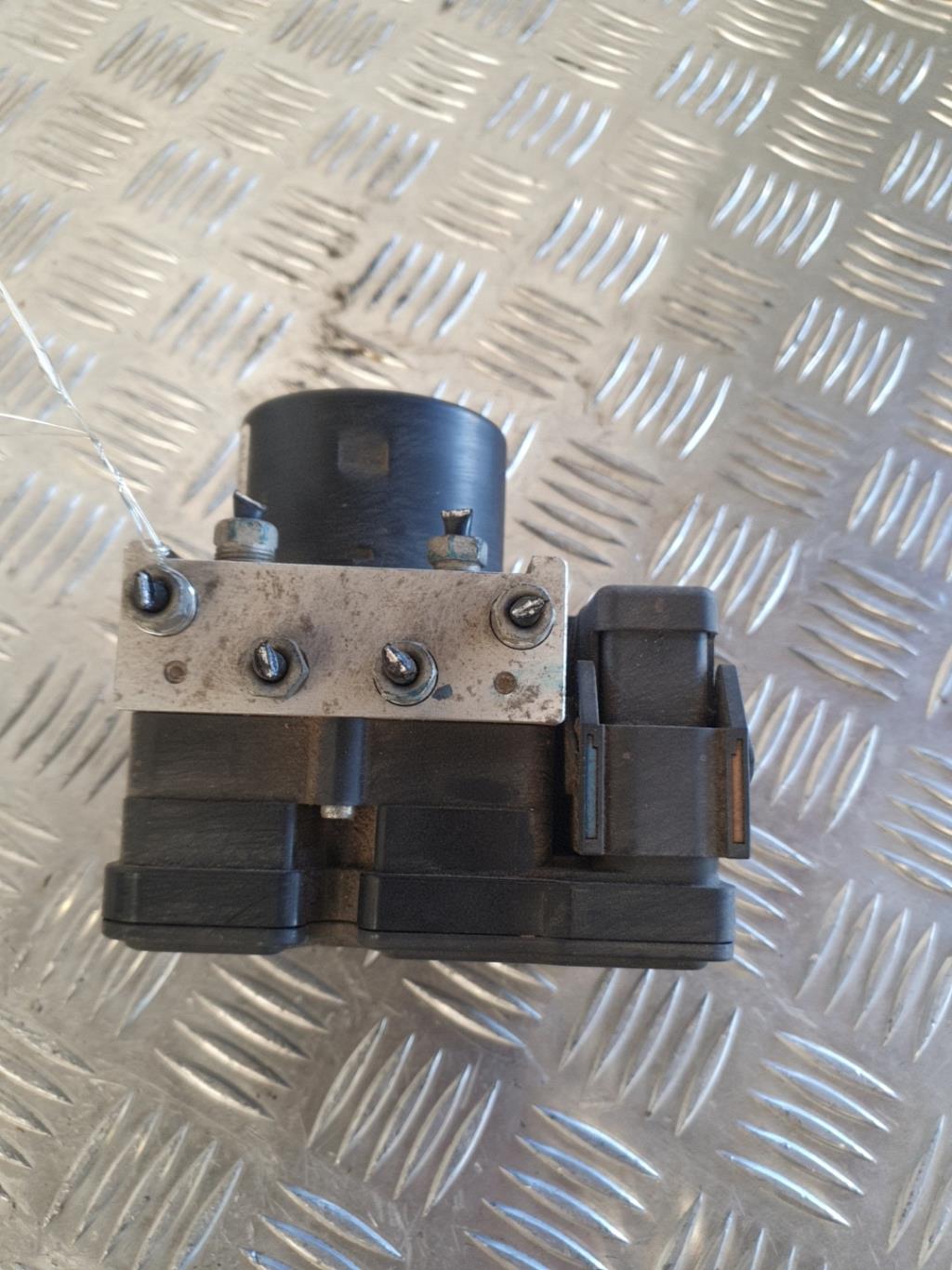 Bloc ABS (freins anti-blocage) FORD FOCUS 2 PHASE 1 Essence - 1