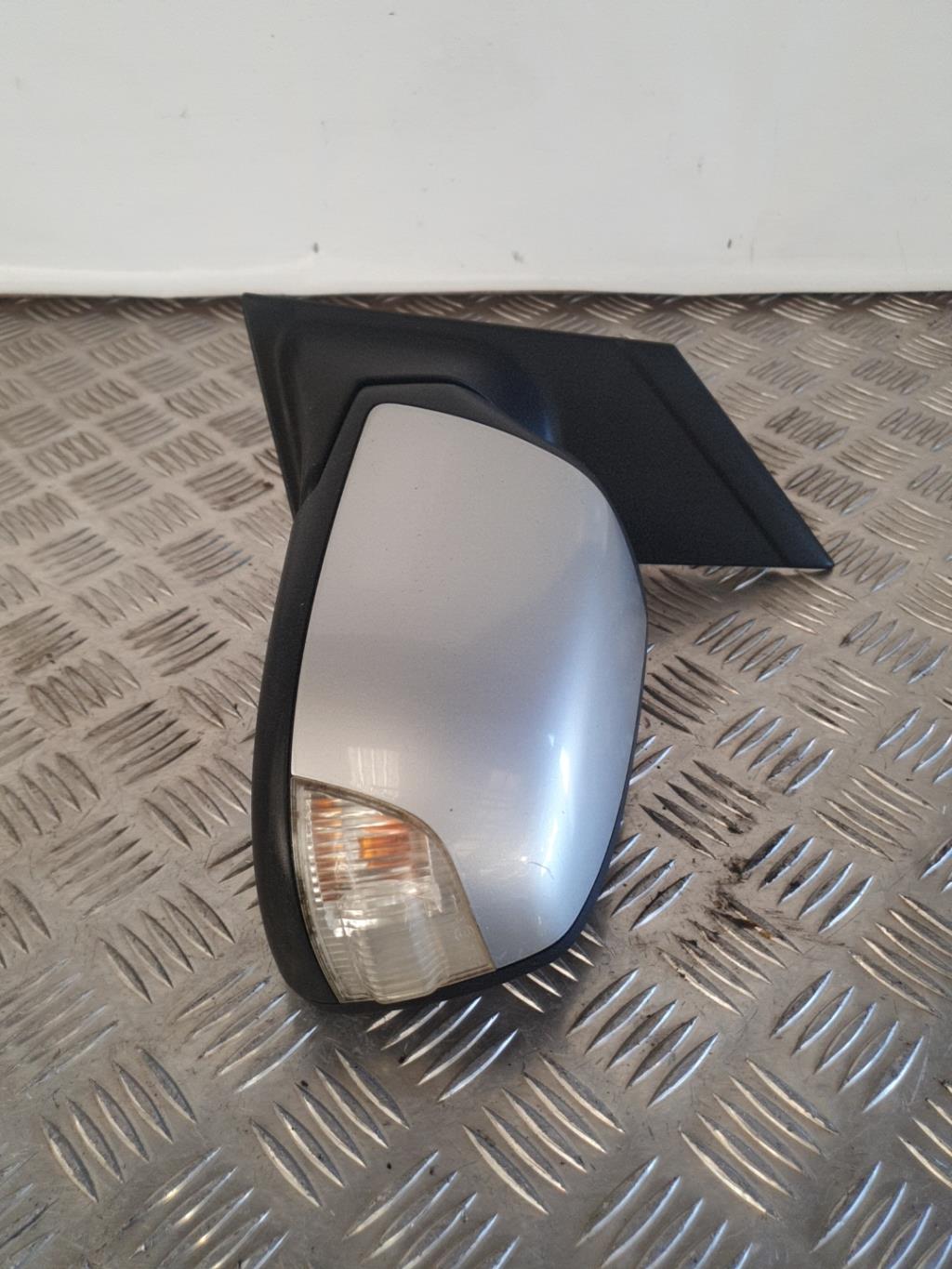 Retroviseur gauche FORD FOCUS 2 PHASE 1 Essence - 1