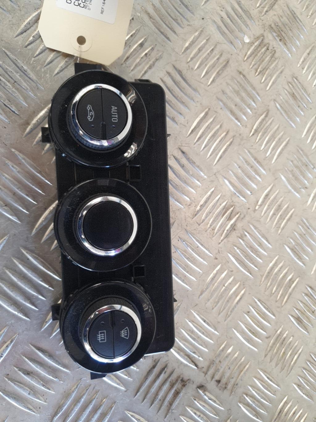 Commande chauffage OPEL CORSA E Essence - 1