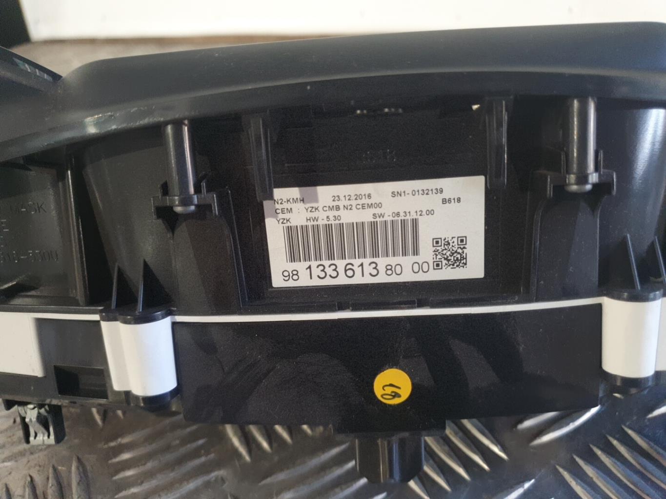 Compteur CITROEN C3 3 PHASE 1 Diesel - 1